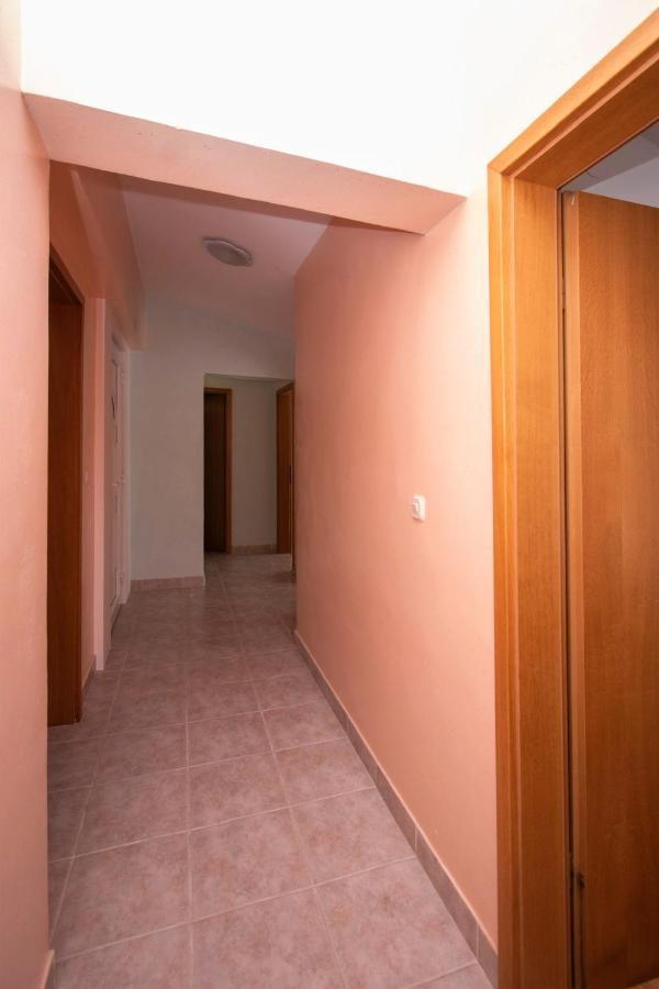 Family Holiday Apartments Lucia Vodice Exterior foto